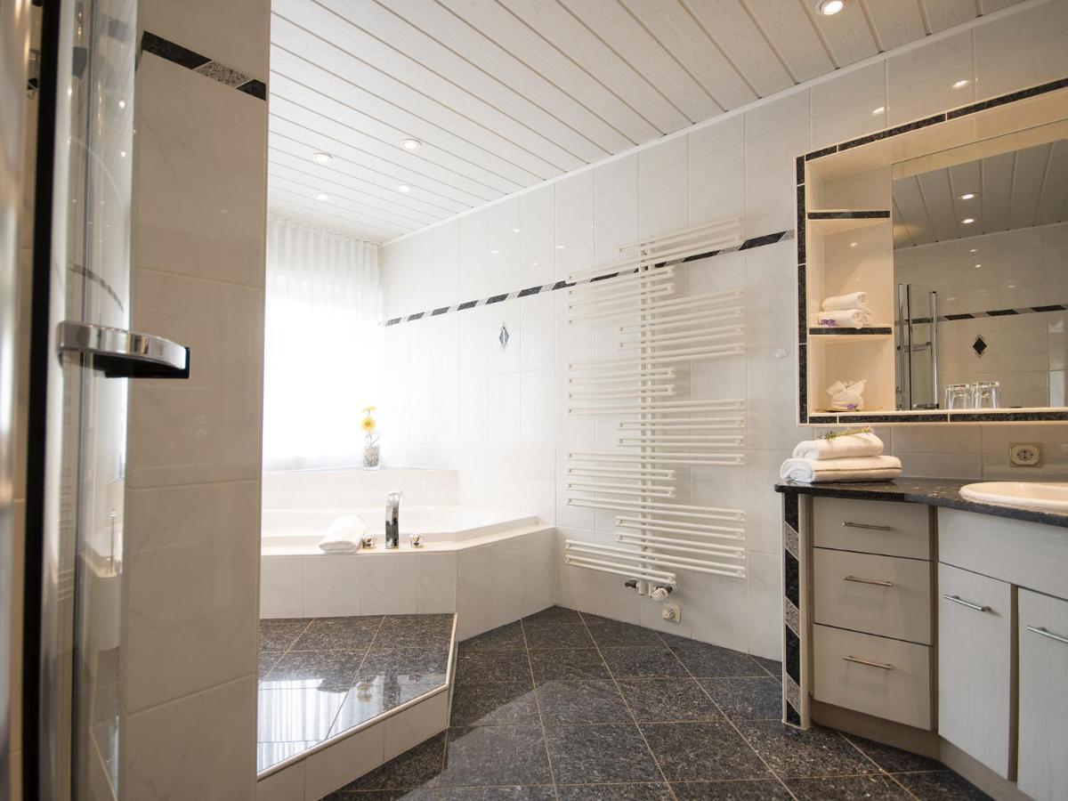Wein & Wohngut Paulushof Otel Pünderich Dış mekan fotoğraf